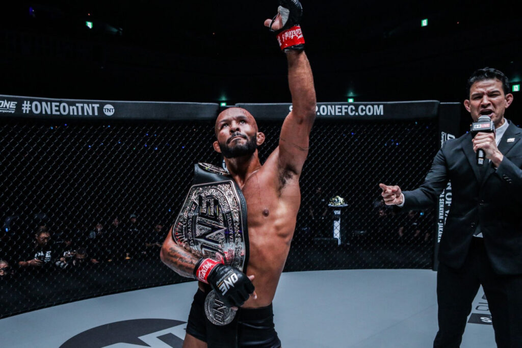 Demetrious-Johnson